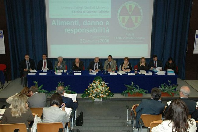 Alimenti, danno e responsabilit�