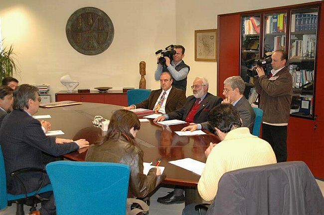 Firma protocollo d'intesa tra Universit� del Molise e AVIS 