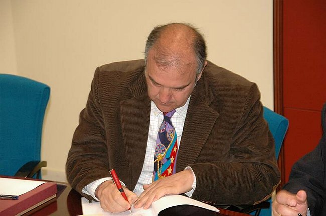 Firma protocollo d'intesa tra Universit� del Molise e AVIS 