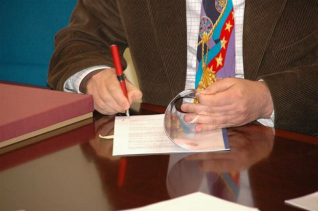 Firma protocollo d'intesa tra Universit� del Molise e AVIS 