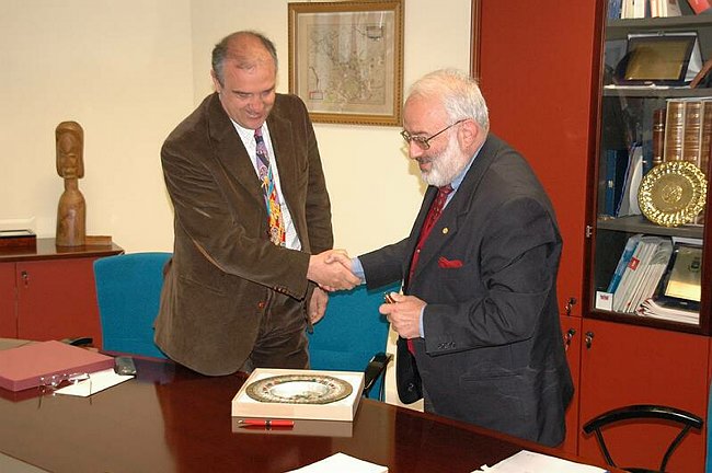 Firma protocollo d'intesa tra Universit� del Molise e AVIS 