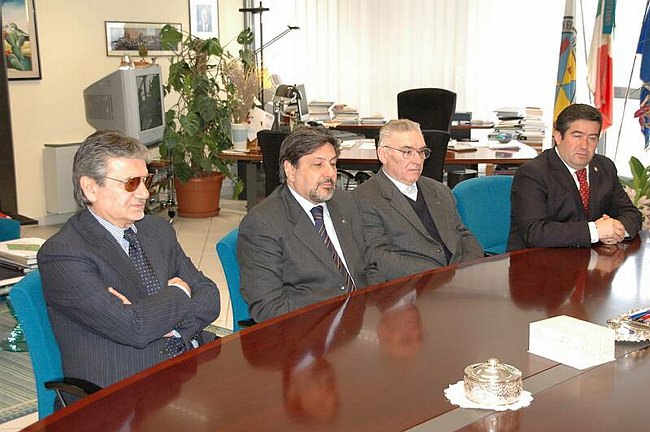 Firma protocollo d'intesa tra Universit� del Molise e AVIS 