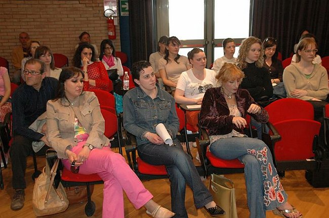 Codice pari opportunit� tra uomo e donna