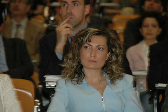 �L�impresa cooperativa tra mutualit� e mercato�