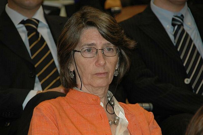 �L�impresa cooperativa tra mutualit� e mercato�