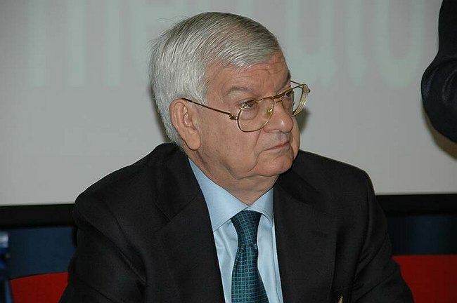 �L�impresa cooperativa tra mutualit� e mercato�