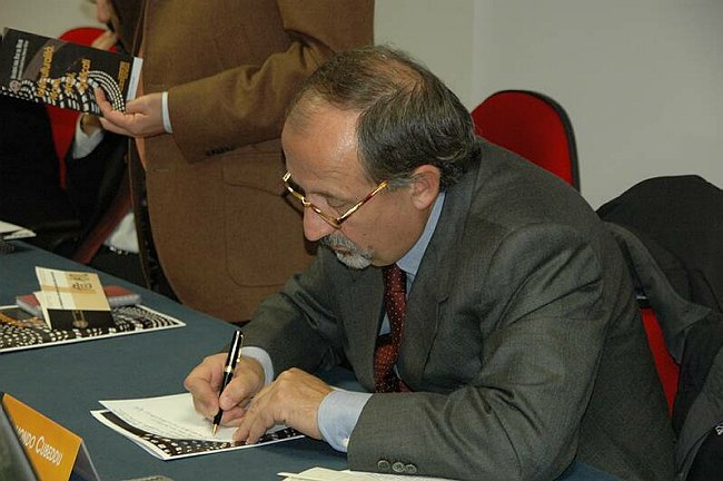 Interculturalit�. Teorie, prassi, significati