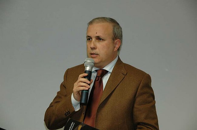 Interculturalit�. Teorie, prassi, significati