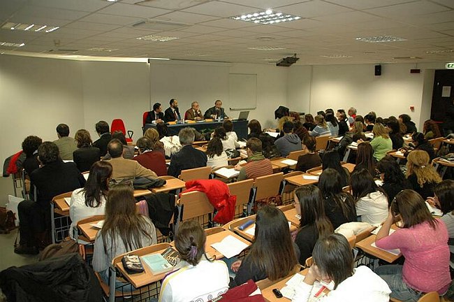 Interculturalit�. Teorie, prassi, significati