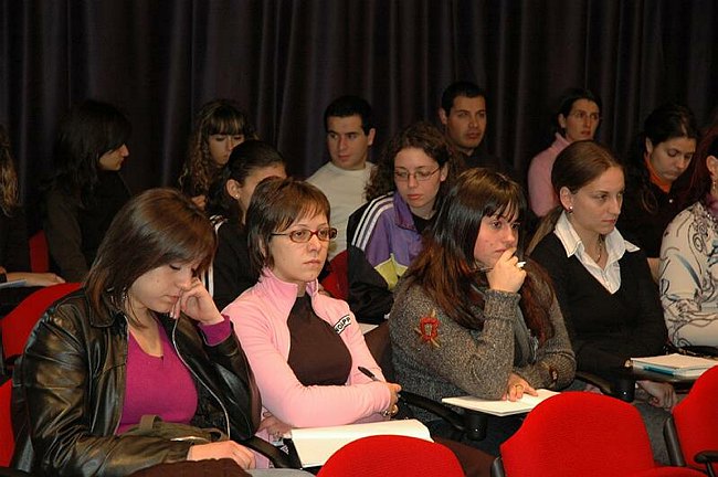 La mediazione culturale e sociale nelle comunit�