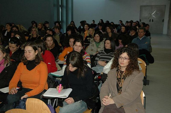 La mediazione culturale e sociale nelle comunit�