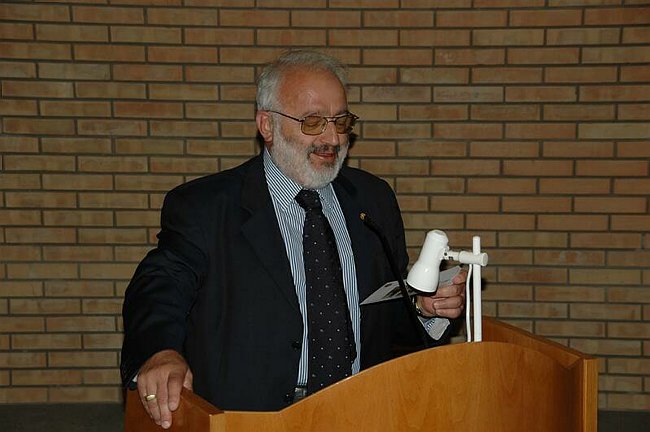 �Missione di Pace e Percorsi di Democratizzazione�