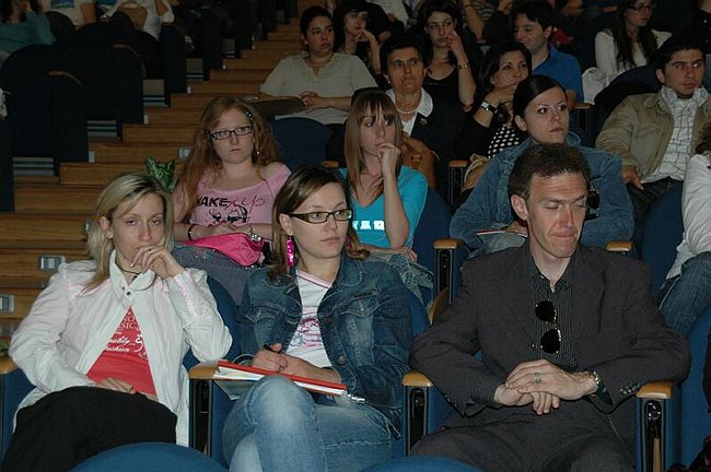 �Missione di Pace e Percorsi di Democratizzazione�