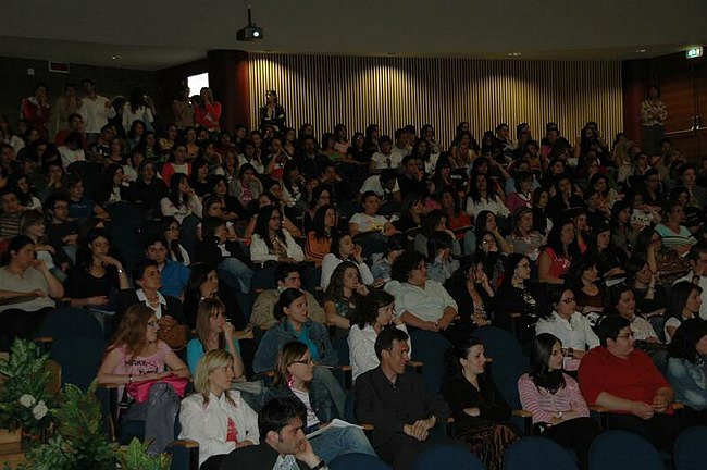 �Missione di Pace e Percorsi di Democratizzazione�