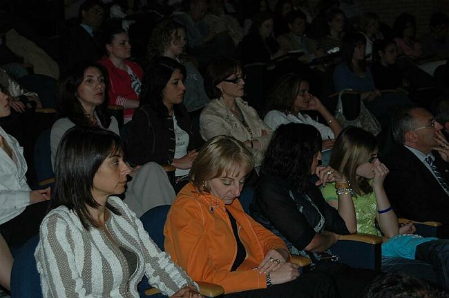 �Missione di Pace e Percorsi di Democratizzazione�