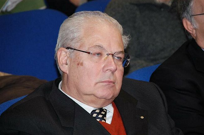 ''La figura professionale dell�ottico-optometrista''