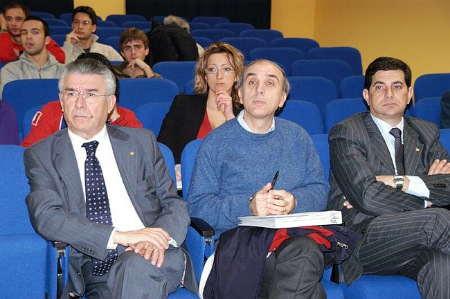 ''La figura professionale dell�ottico-optometrista''