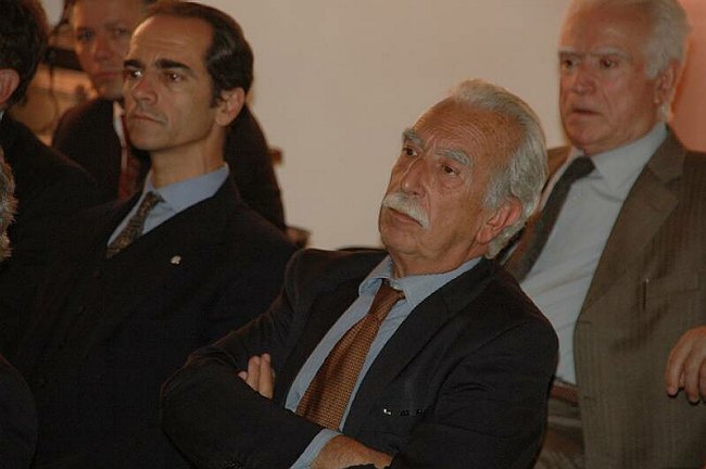 Paul Harris Fellow al Rettore Prof.Giovanni Cannata 