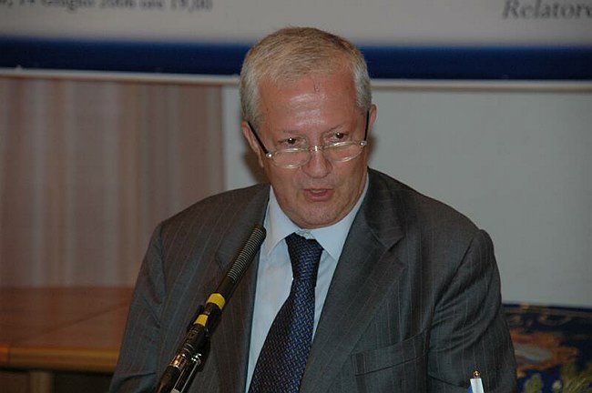 Paul Harris Fellow al Rettore Prof.Giovanni Cannata 