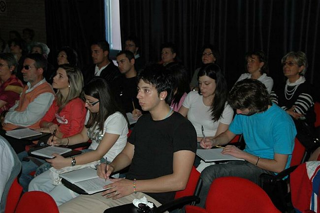 Ciclo di conferenze sulla vita ai tempi di Dante Alighieri 