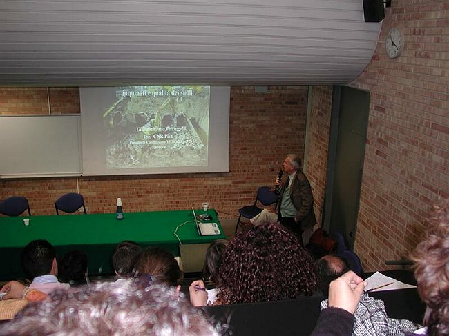 La contaminazione del suolo e gli effetti sull�ambiente