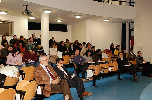 Cluster, reti di impresa e distretti tecnologici