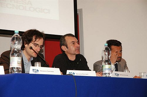 Cluster, reti di impresa e distretti tecnologici