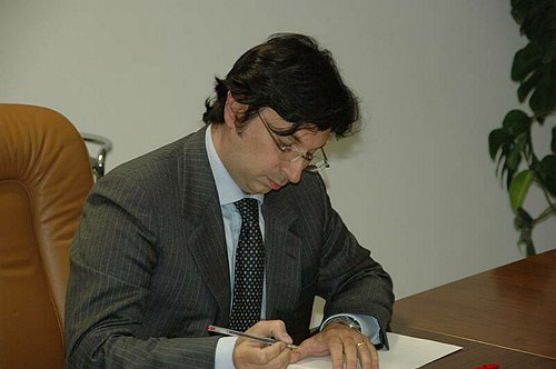 Cannata confermato Rettore dell'Universit� del Molise