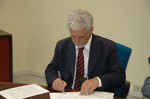 Consegna area Campus Universitario Vazzieri.