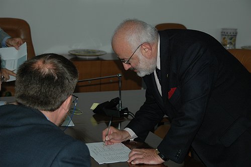 Votazione per l'elezione del Rettore - i candidati al voto