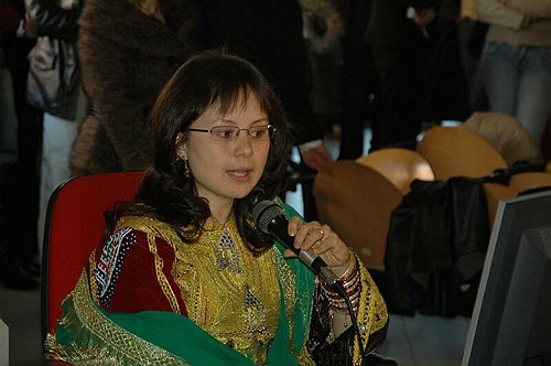 Munira Khorromi, Studentessa afghana