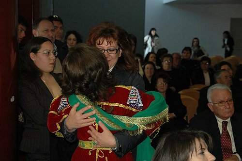 Munira Khorromi, Studentessa afghana