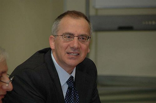 Il Prof. Giuseppe Nazario Colasurdo in visita all�Universit�