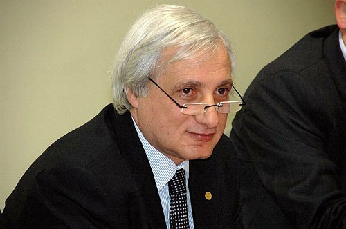 Il Prof. Giuseppe Nazario Colasurdo in visita all�Universit�