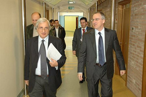 Il Prof. Giuseppe Nazario Colasurdo in visita all�Universit�