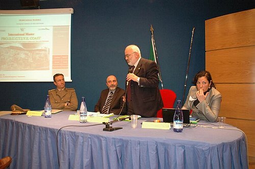 PRO.D.U.C.T.I.V.E. COAST