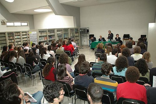 L'Unimol incontra le scuole