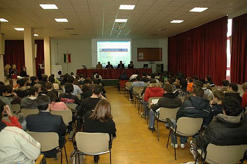 L�Unimol incontra le scuole 