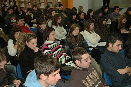 L�Unimol incontra le scuole 