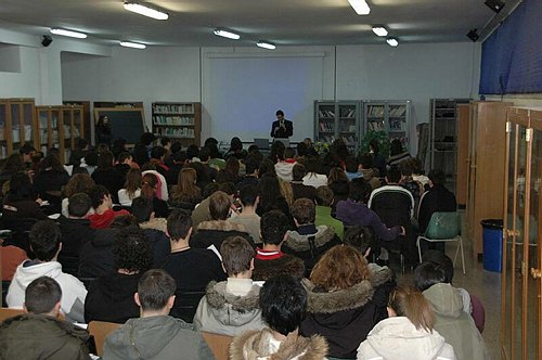 L�Unimol incontra le scuole 