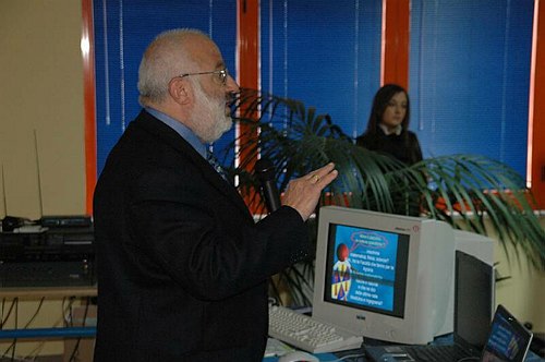 L�Unimol incontra le scuole