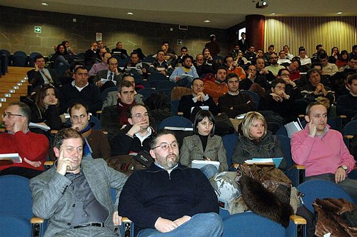 Costruire con l�acciaio in zona sismica