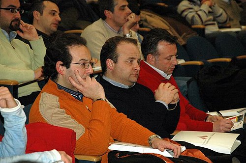 Costruire con l�acciaio in zona sismica