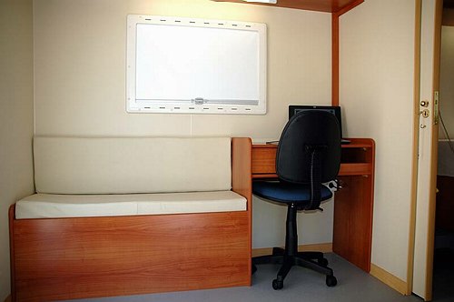 Inaugurazione Ambulatorio Medico Mobile 