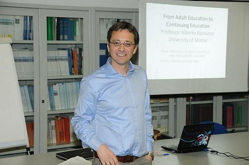 �The social impact of adult education in Italy� 