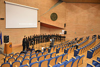 All’UniMol, Conferenza-Concerto: Piero Mottola Voices e Coro dell'Università. Aula Magna di Ateneo. Introduzione di Lorenzo Canova ed esecuzione di tre composizioni per coro.