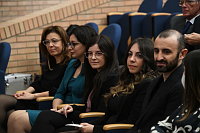 Laureandi e neo dottori insieme ai primi laureati UniMol in Medicina e Chirurgia. Campobasso, 25 ottobre 2022