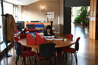 Apertura nel weekend, studentesse e studenti in Biblioteca